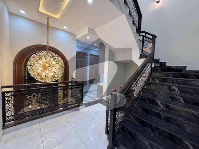 10 kv sollar installed 10 marla new brand double story house available for sale, in citi housing gujranwala on prime location. Citi Housing Society