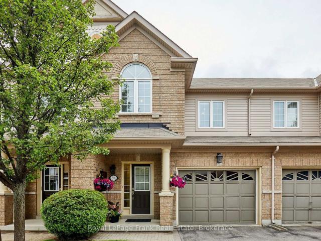 10 Lander Crescent, Clarington | 3Beds/3Bath, Townhouse, $684,900 | Condos. Ca