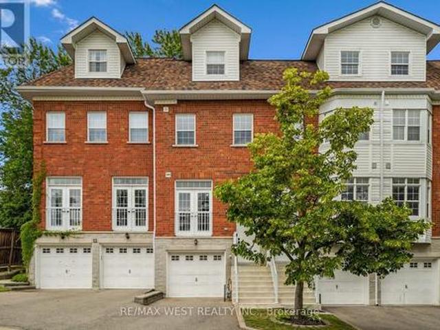 10 Loring Doolittle Court, Aurora, ON, L4G 7Y8 townhouse for sale | Listing ID N12273 | Royal LePage