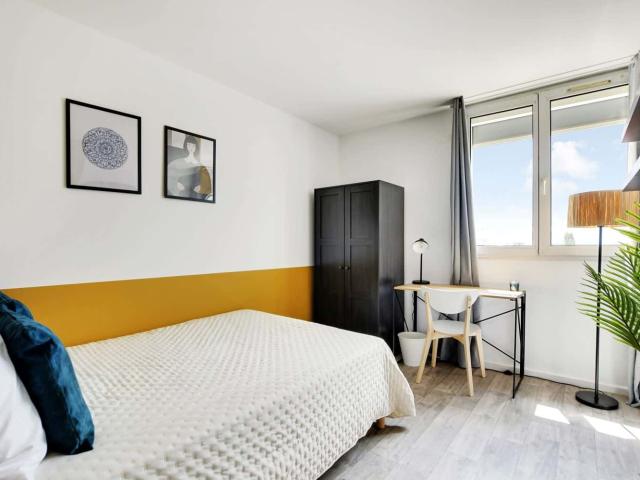 10 m² contemporary room in Kremlin Bicêtre KRB23