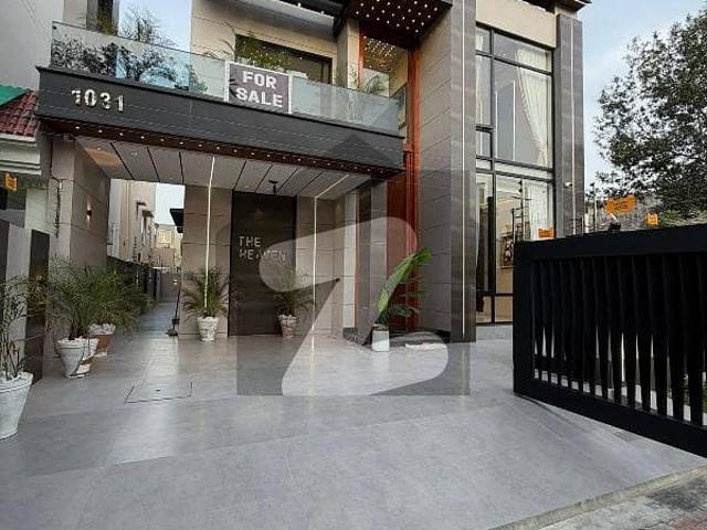 10 Maral Ultra Modern Luxurious Designs House For Sale In Bahria Town Lahore