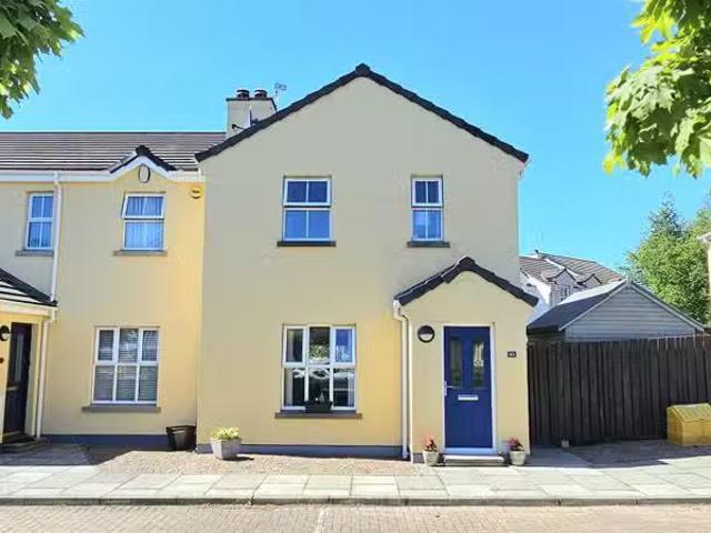 10 Maritime Drive