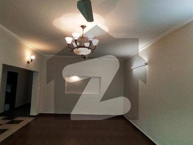 10 Marla 4 Bedroom Beautiful House Available For Rent In Askari 11 Lahore Askari 11