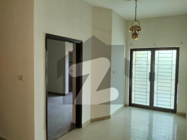 10 Marla 4 Bedroom House Available Reasonable price from Market Askari 10