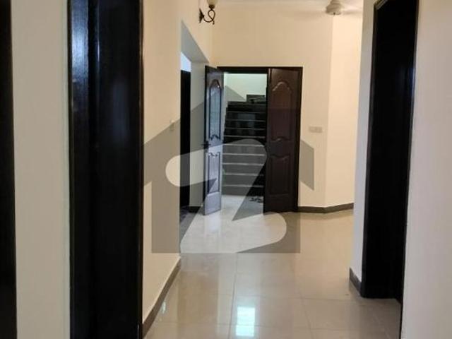 10 marla 4 bedroom house availble for sale in askari 11 lahore askari 11