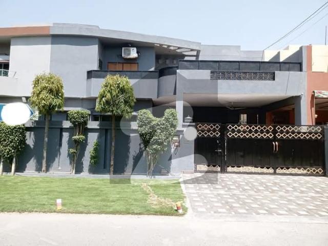 10 Marla 4 Bedrooms House Available For Rent In Askari 10 Lahore Askari 10