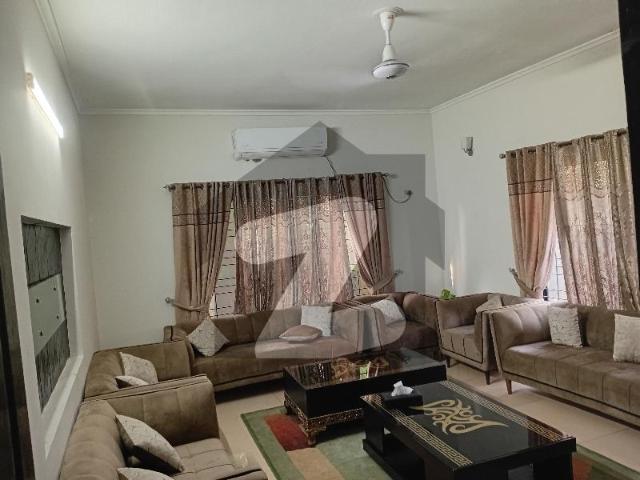 10 Marla 4 Bedrooms Investor Price House For Sale Askari 11 Sector B