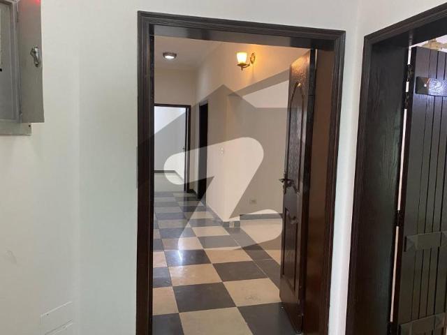 10 marla 4 bedrooms sd house available for rent askari 11 sector b