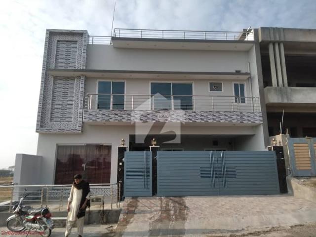 10 Marla 37.5*60 in Block F Brand New House