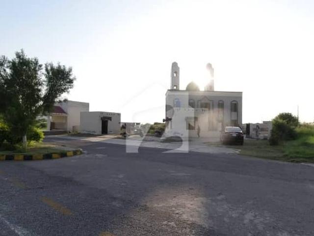 10 Marla 35*65 in Block A Level Plot On 60ft Road For Sale in Wapda Town Islamabad