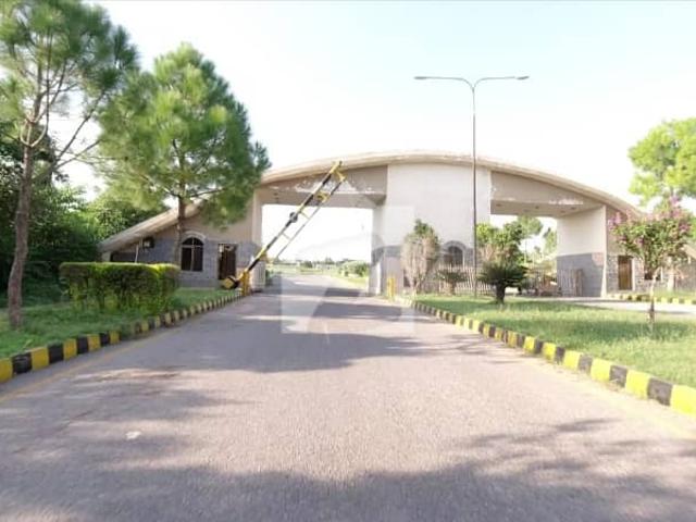 10 Marla 35*65 in Block D Residential Possession Plot in Wapda Town Islambad