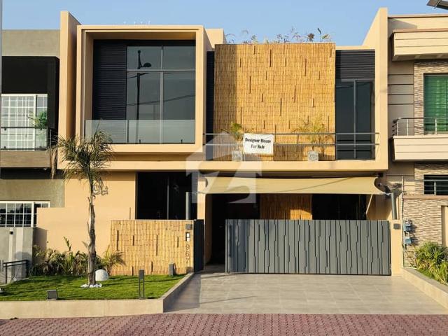 10 Marla 35x70 Ultra Luxury Main Double Road House For Sale In Block B CDA Sector Mpchs Multi Garden B17 Islamabad