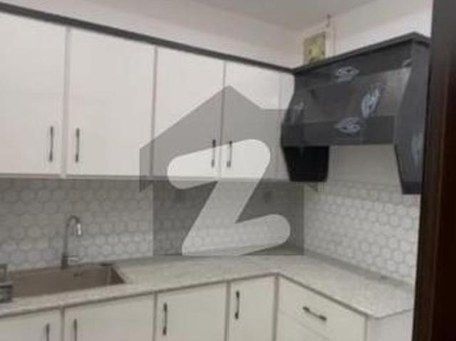10 Marla 3 Bed Apartment Available For Rent Johar Town