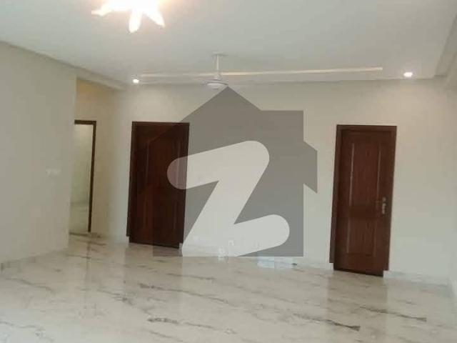 10 Marla 3 bed Apartment For Sale