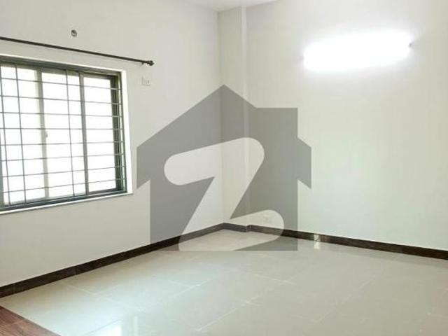 10 Marla 3 Bed Brand New Flat Available For Rent Askari 11 Sec B Askari 11 Sector B