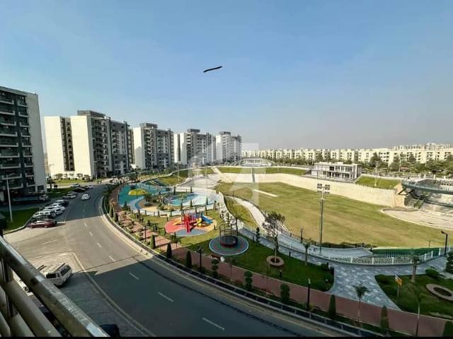 10 marla 3 bed flat available for sale with gas in askari 11 sec d