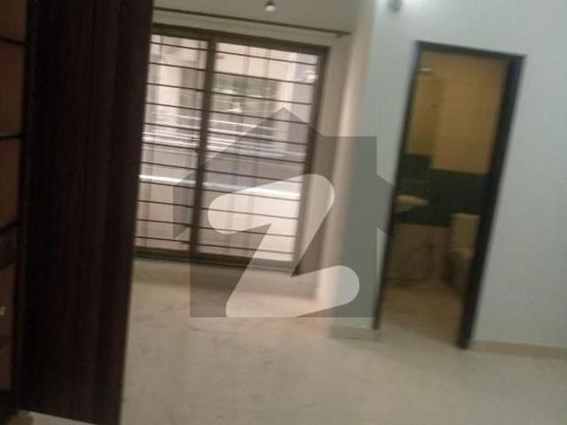 10 Marla 3 Bed Flat For Rent In Askari 11 Sector B, Lahore Askari 11 Sector B