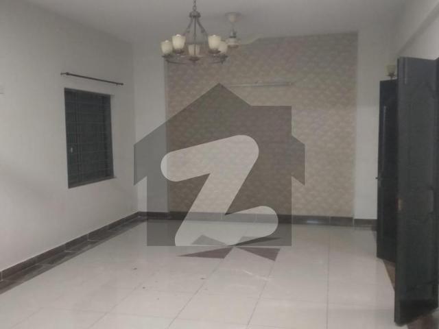 10 Marla 3 Bed Luxury 2nd Floor Apartment for Rent in Askari 11 Lahore | Prime Location Askari 11 Sector B