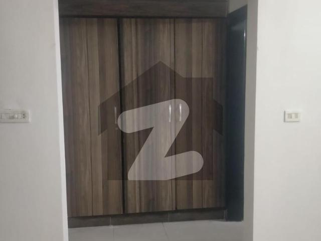 10 Marla 3 Bed Luxury 2nd Floor Apartment for Rent in Askari 11 Lahore | Prime Location Askari 11 Sector B