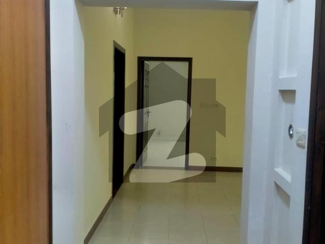 10 Marla 3 Bed Luxury FACING PARK Apartment for Rent in Askari 11 Lahore | Prime Location Askari 11 Sector D
