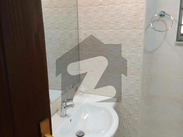 10 Marla 3 bed new Flat Available For Rent In Askari 10 Sector f Lahore Askari 10