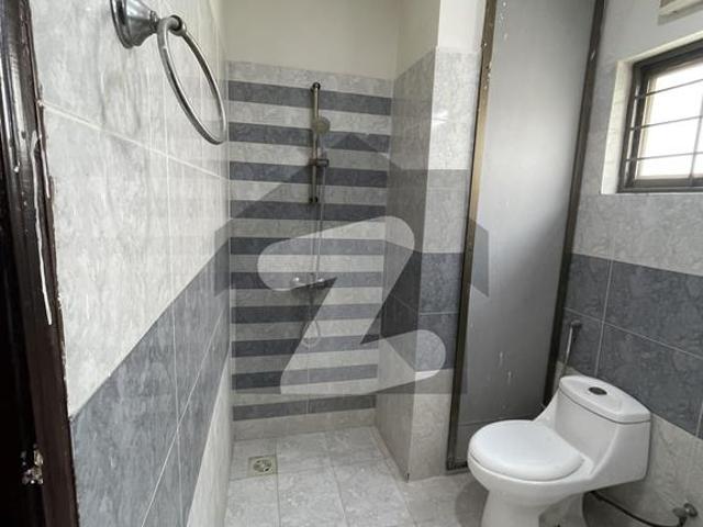 10 Marla 3 Bedroom Apartment Available For RENT In Askari 11 Lahore Askari 11