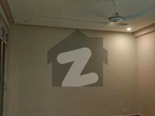 10 marla 3 bedroom apartment available for rent askari 11