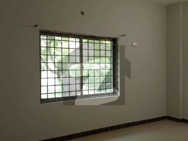 10 marla 3 bedroom apartment available for rent askari 11
