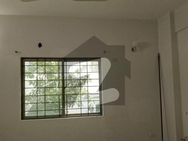10 marla 3 bedroom apartment available for rent askari 11