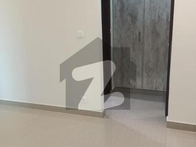 10 marla 3 bedroom apartment available for rent askari 11
