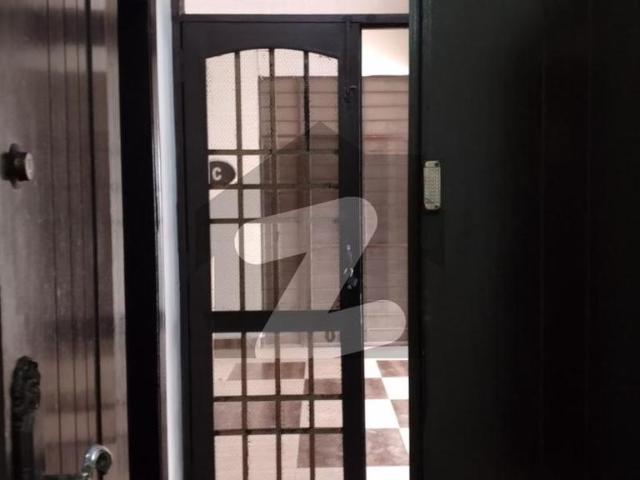10 marla 3 bedroom apartment available for rent askari 11