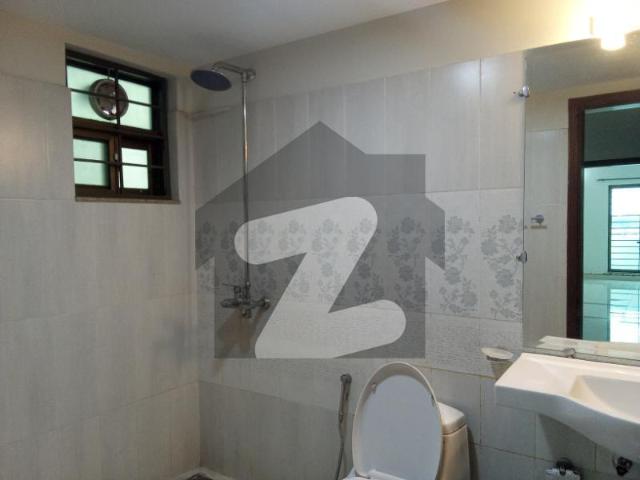 10 marla 3 bedroom apartment available for rent askari 11
