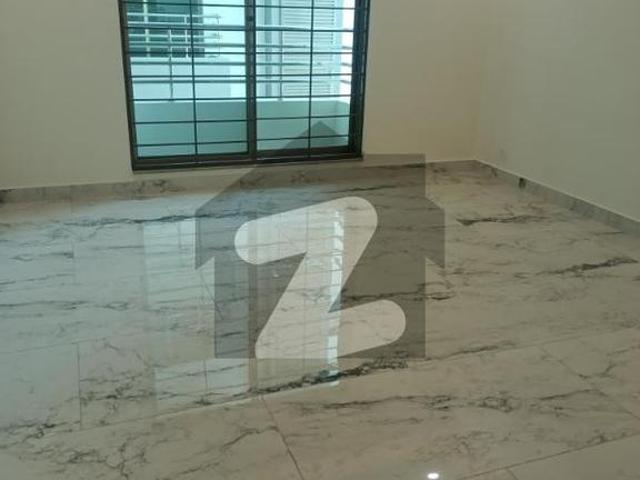 10 marla 3 bedroom apartment available for rent askari 11