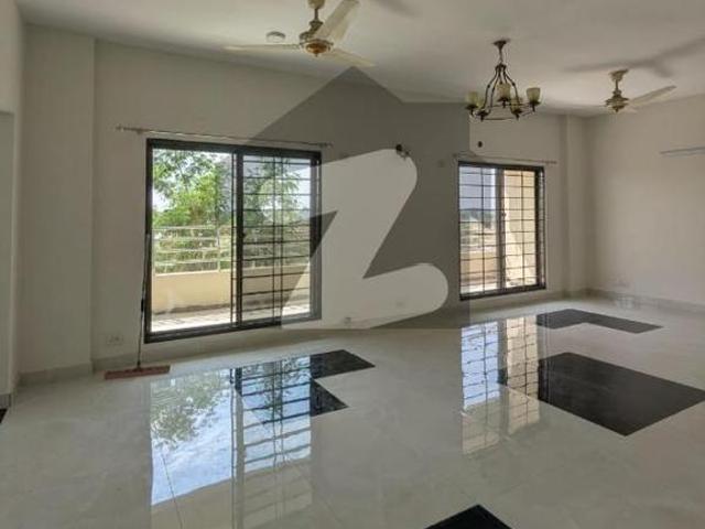 10 marla 3 bedroom apartment available for rent askari 11