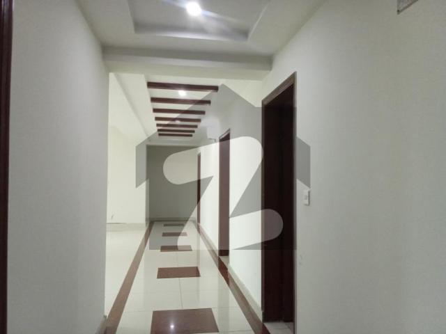10 marla 3 bedroom apartment available for rent askari 11