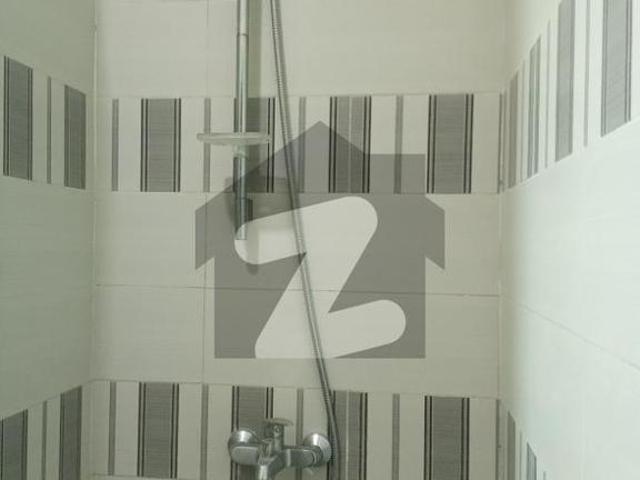 10 marla 3 bedroom apartment available for rent askari 11