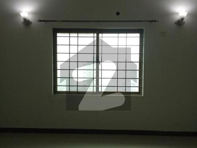 10 marla 3 bedroom apartment available for rent askari 11