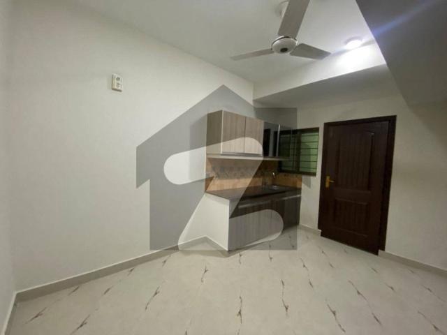 10 marla 3 bedroom apartment available for rent askari 11 sector b