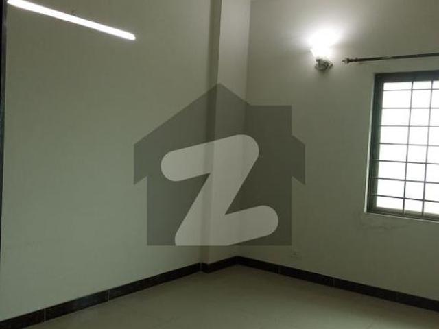 10 marla 3 bedroom apartment available for rent askari 11 sector b apartments