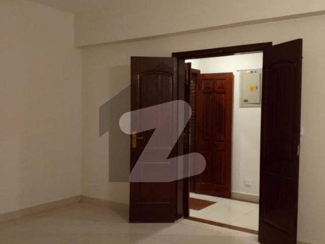 10 marla 3 bedroom apartment available for rent askari 11 sector b apartments