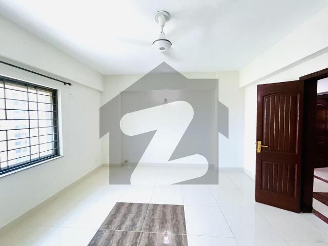 10 Marla 3 Bedroom Apartment Available For Rent In Askari 11 Lahore Askari 11