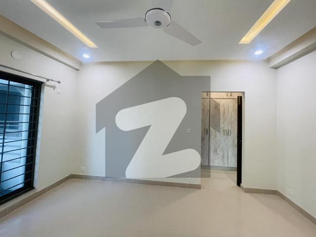 10 Marla 3 Bedroom Apartment Available For Rent In Askari 11 Lhr Askari 11