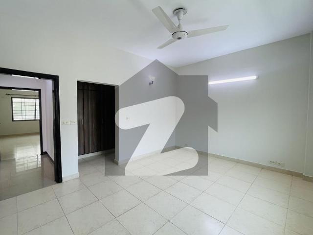 10 Marla 3 Bedroom Apartment For Rent In Askari 11 Lahore Askari 11