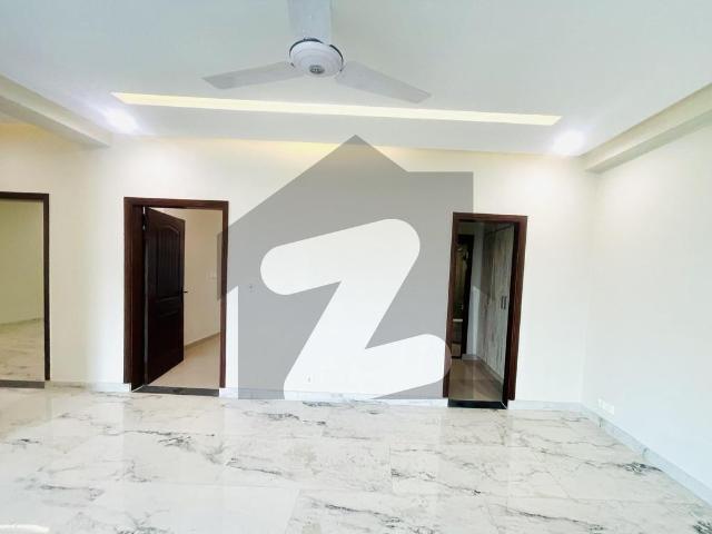 10 Marla 3 Bedroom Brand New Apartment Available For Rent In Askari 11 Lhr Askari 11
