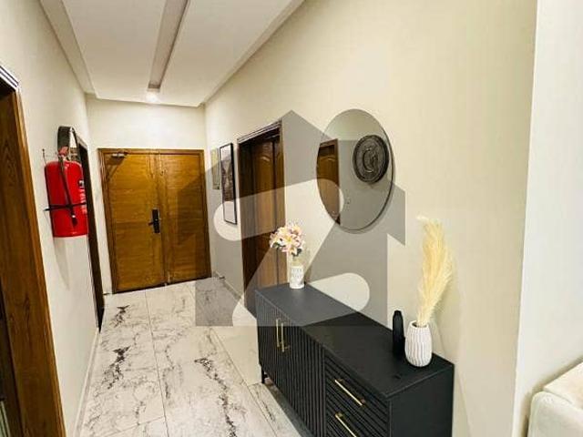 10 marla 3 bedroom new apartment available for sale