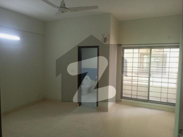 10 marla 3 bedrooms apartment available for rent askari 11 sector b