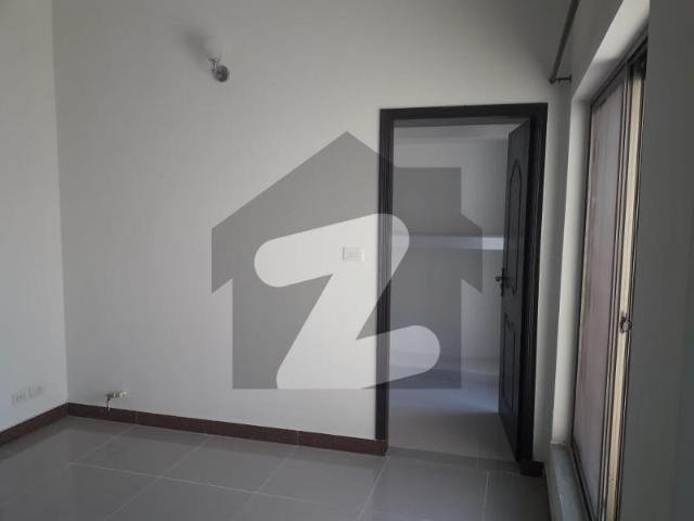 10 marla 3 bedrooms sd house available for rent askari 11 sector a