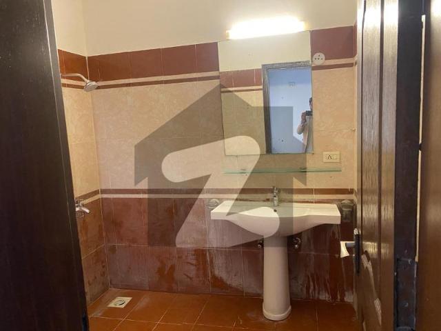 10 marla 3 bedrooms sd house available for rent askari 11 sector b