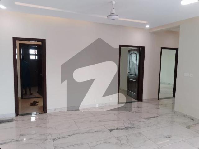 10 Marla 3 Bedroom'S Tile Flooring Apartment | Flat For Rent | Askari 10 Lahore Askari 10 Sector S