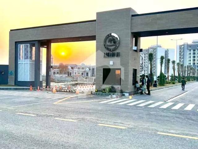 10 Marla 3 Bedroom's Tile Flooring Apartment | Flat For Rent | Askari 10 Lahore Cantt